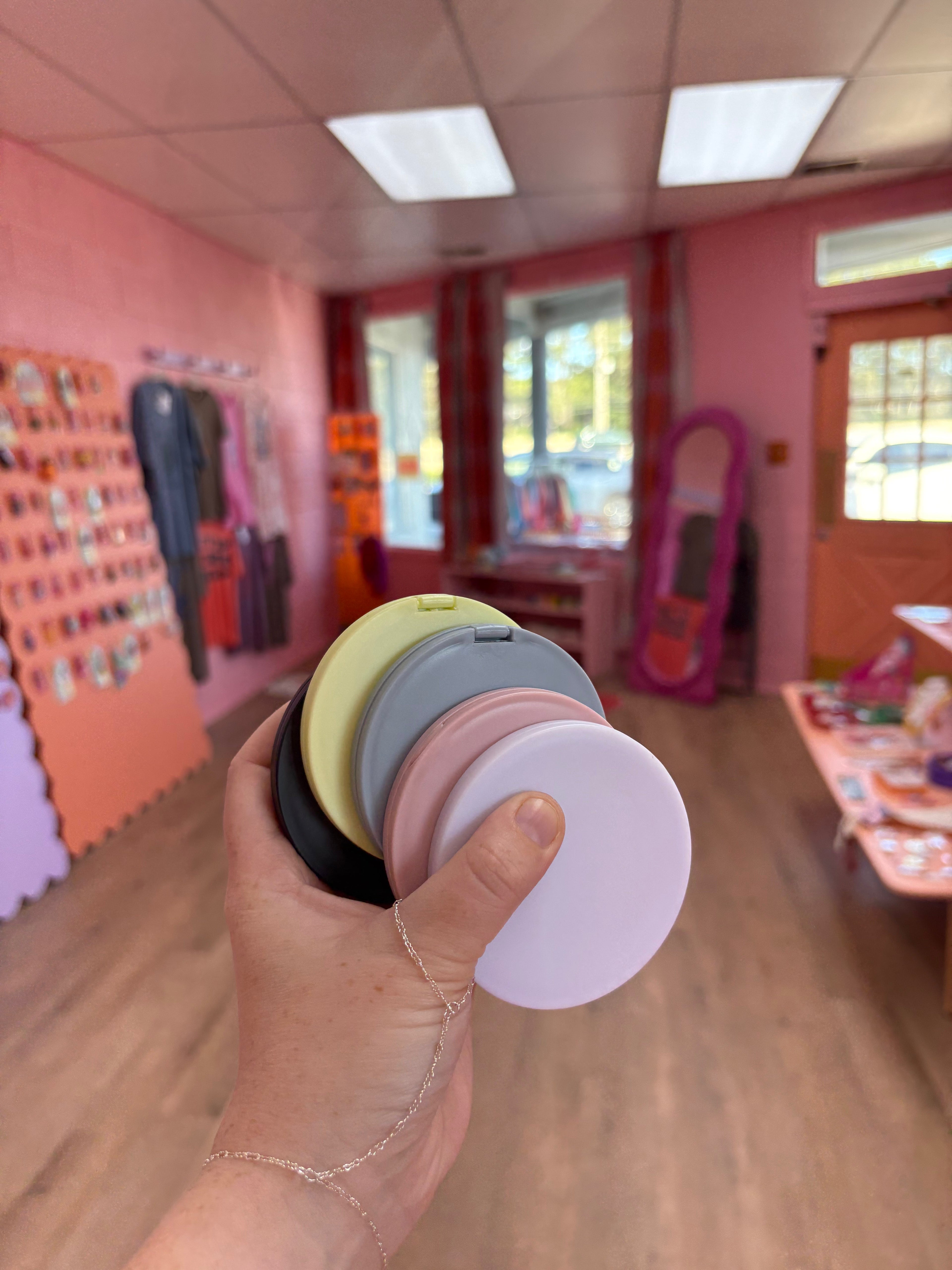 Matte Circle Travel Mirror