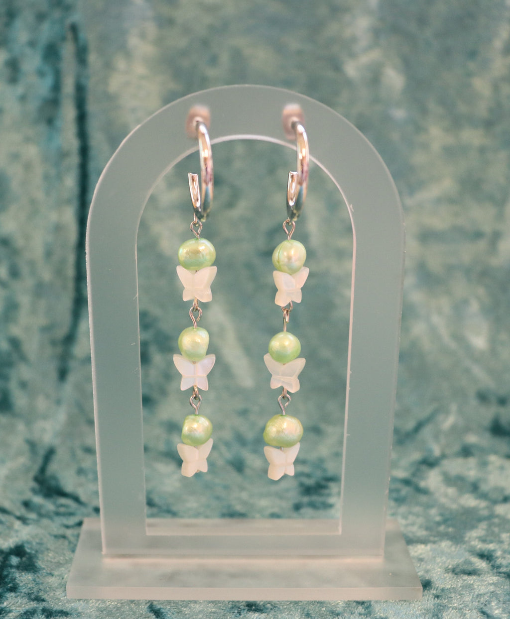 Butterfly Pearl Layered Earrings