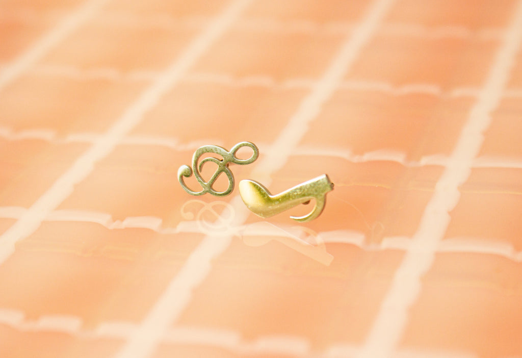 Tiny Stud Music Notes