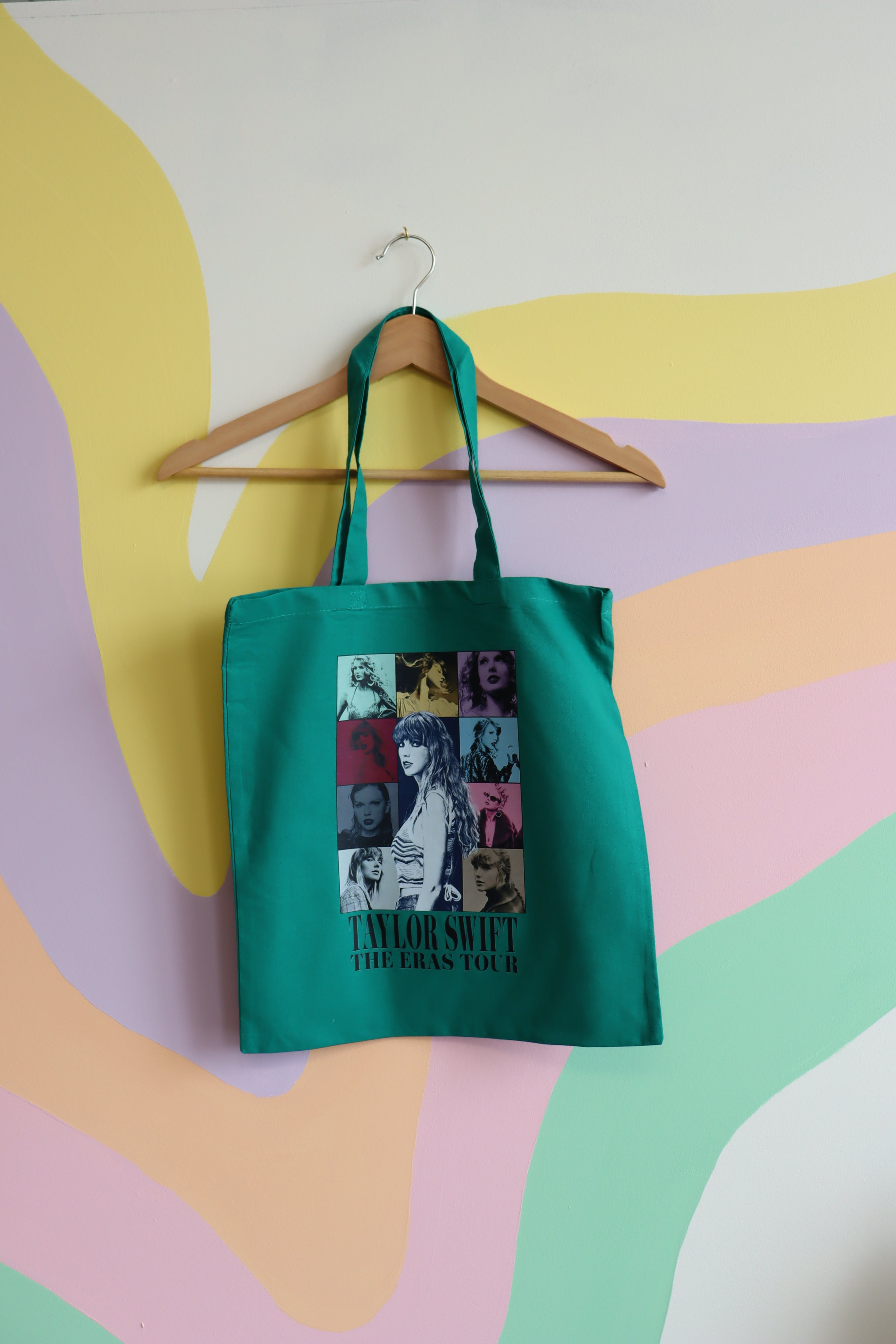 Colorful Graphic Print Tote bags