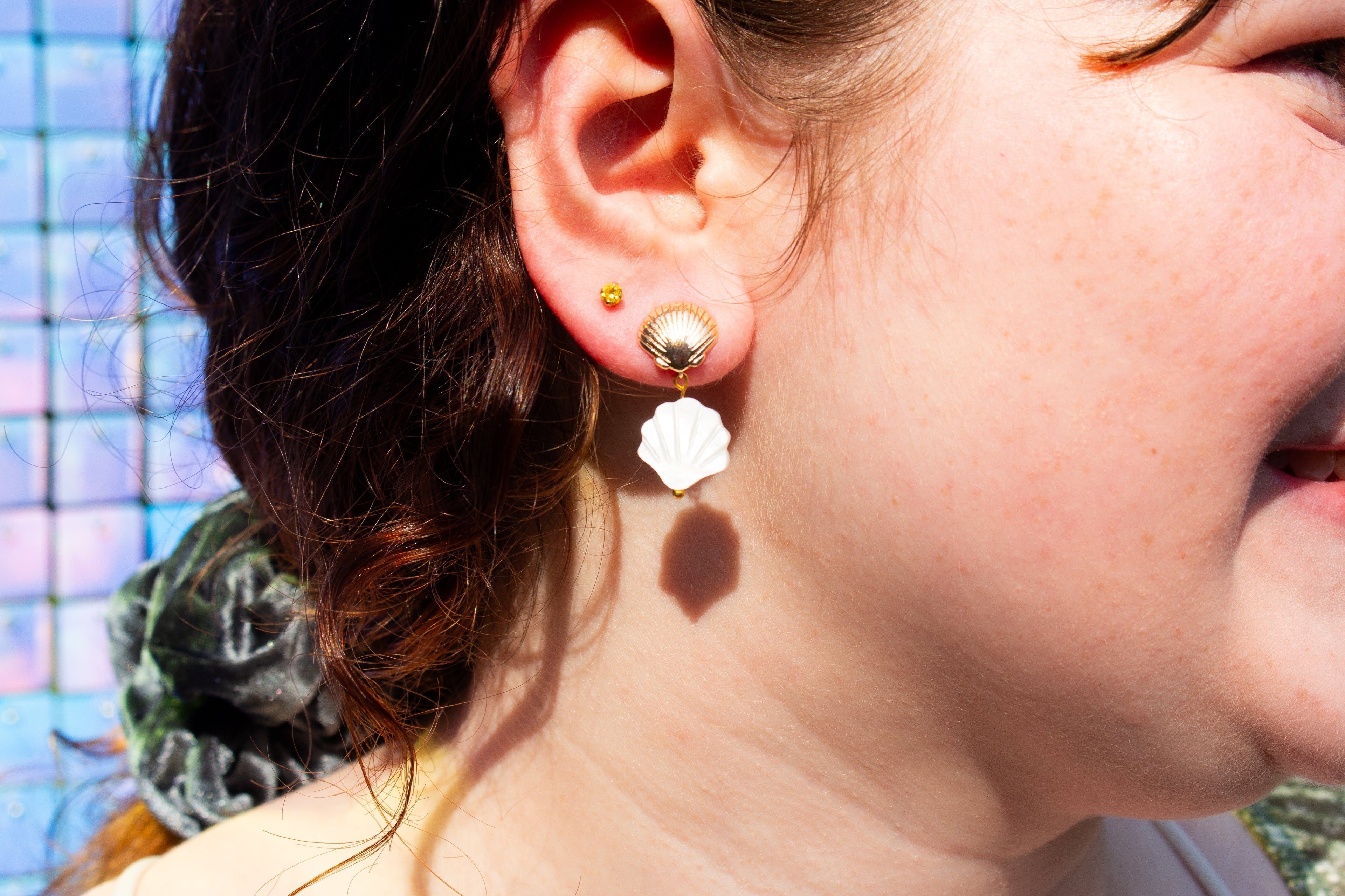 Dainty Seashell Earring