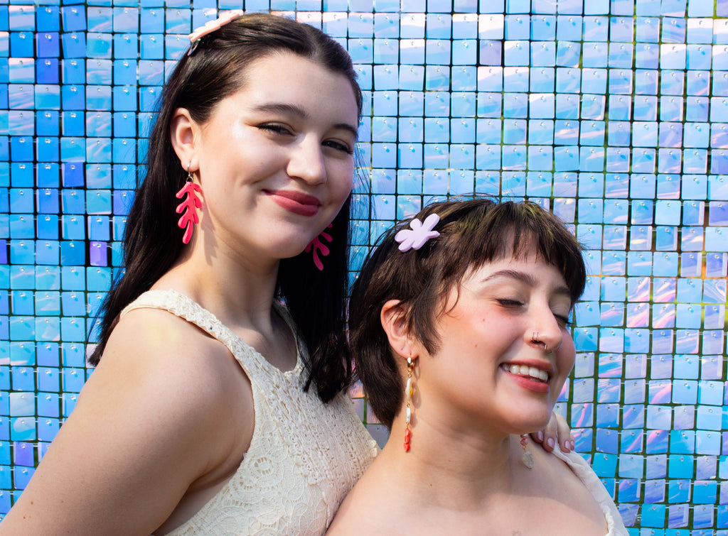 Happy as a Clam Earrings