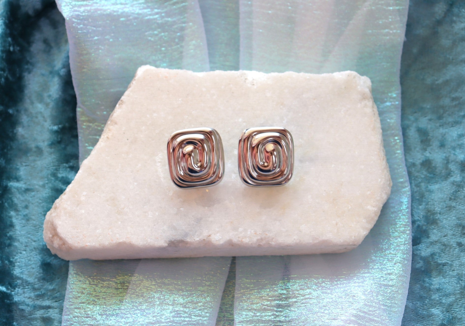 Titanium Chunky Spiral Studs