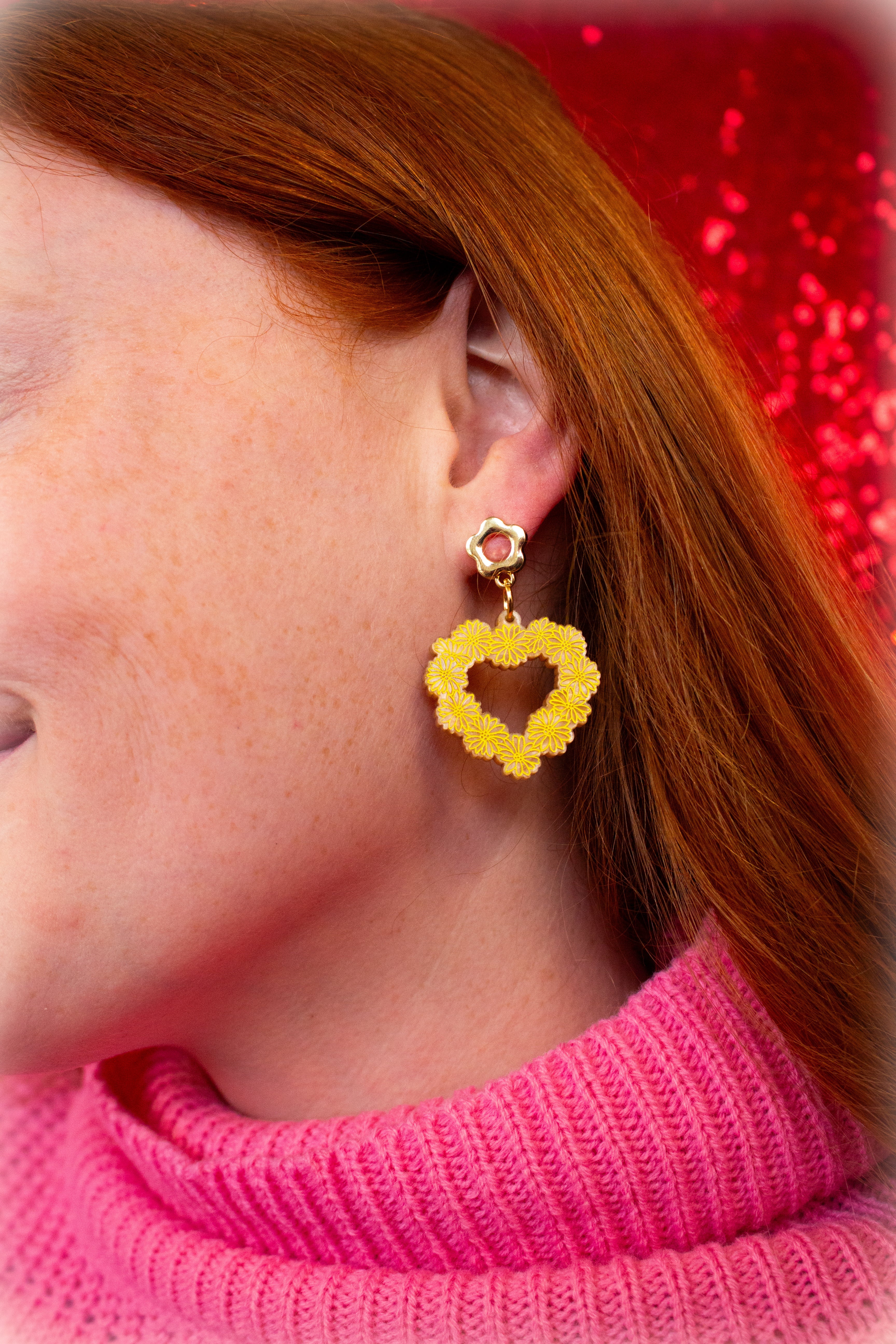 Buy Yourself Flowers-Engraved Daisy Earrings