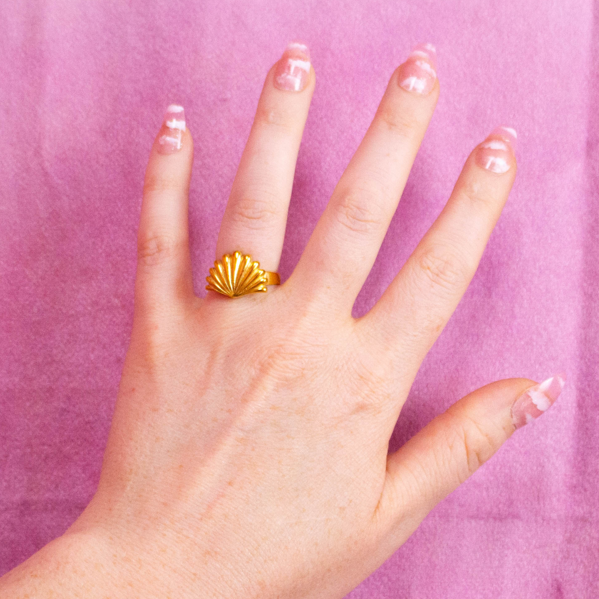 Mermaid Crown - Shell Titanium Ring