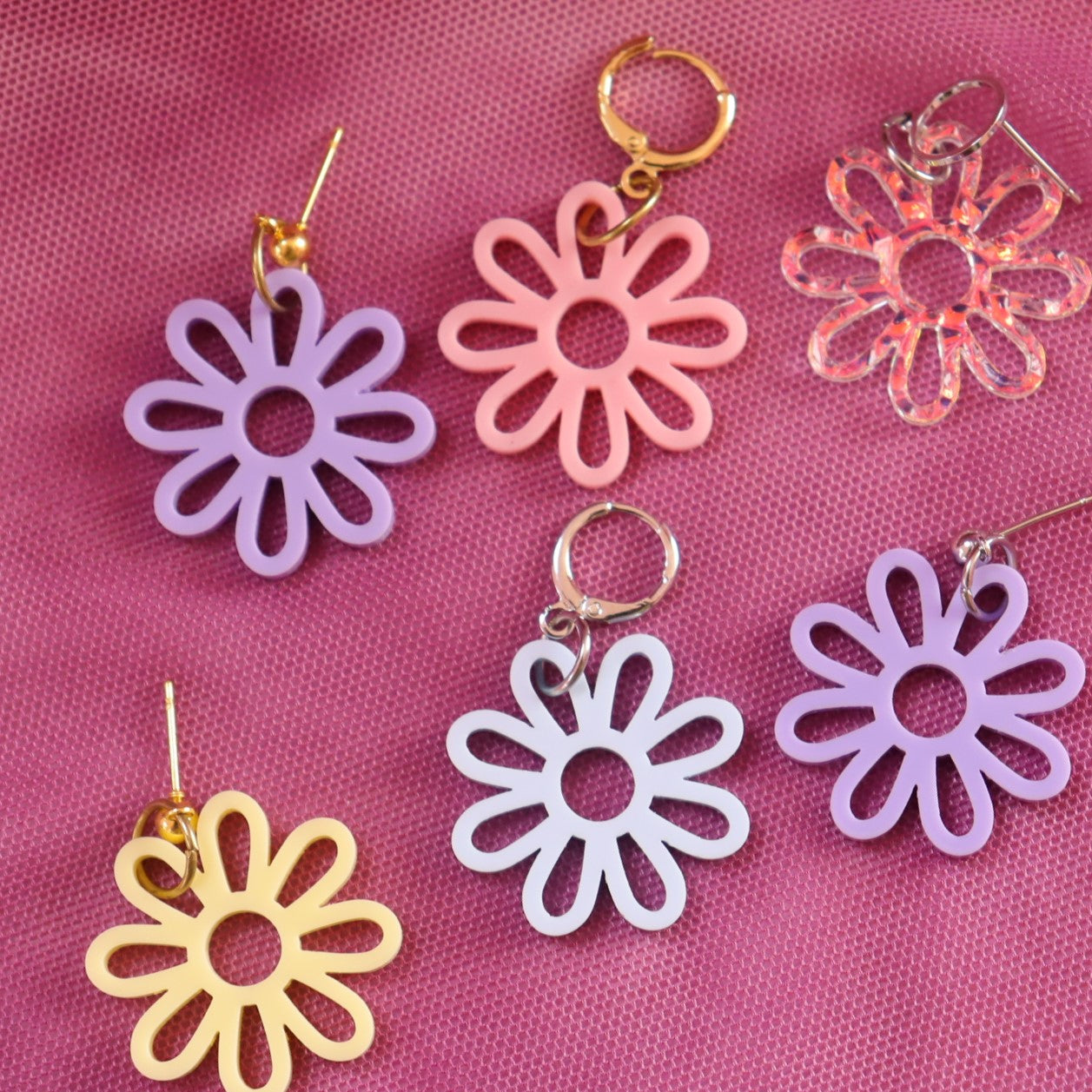Spring Cutout Daisy Earrings