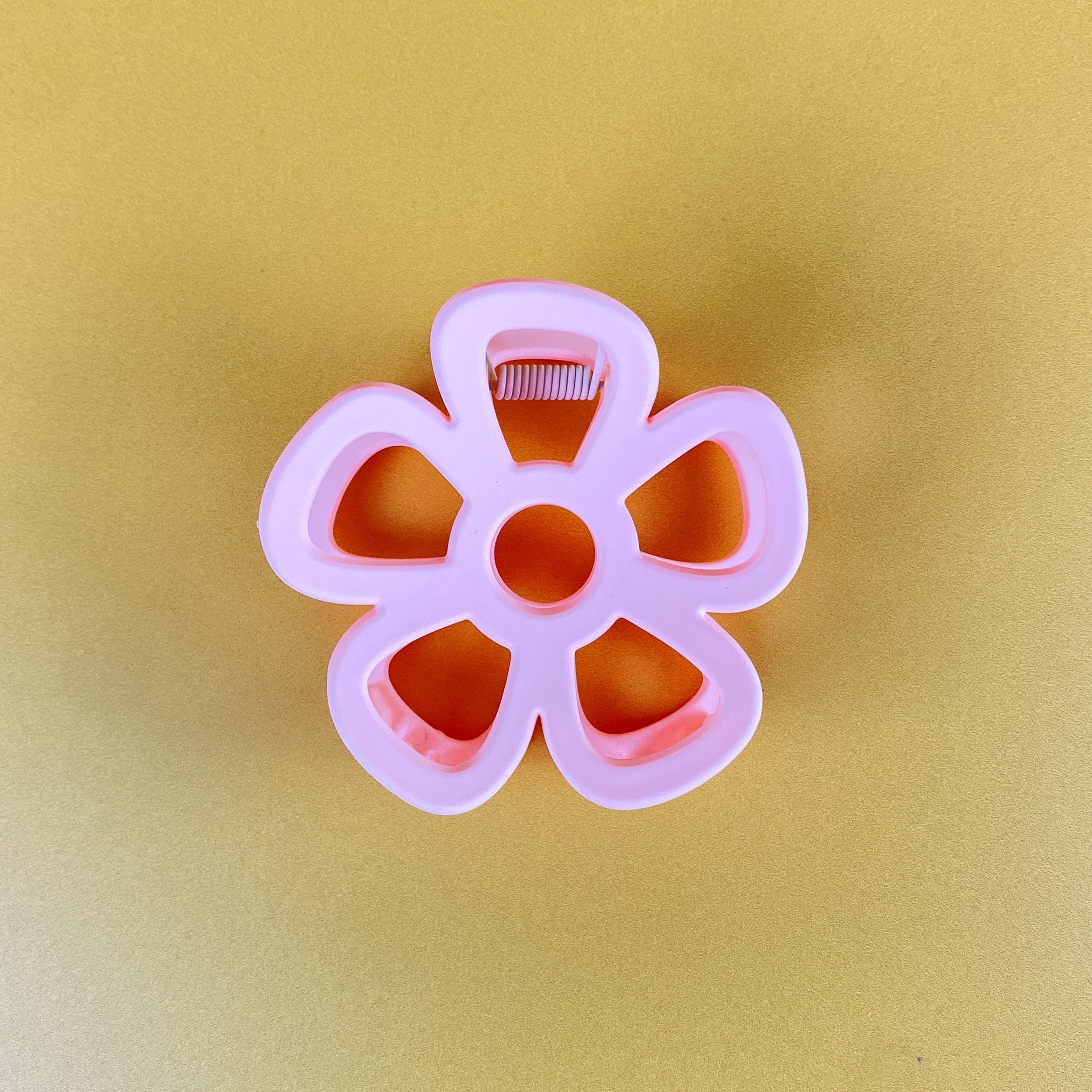Floral Cut-Out Hair Claw