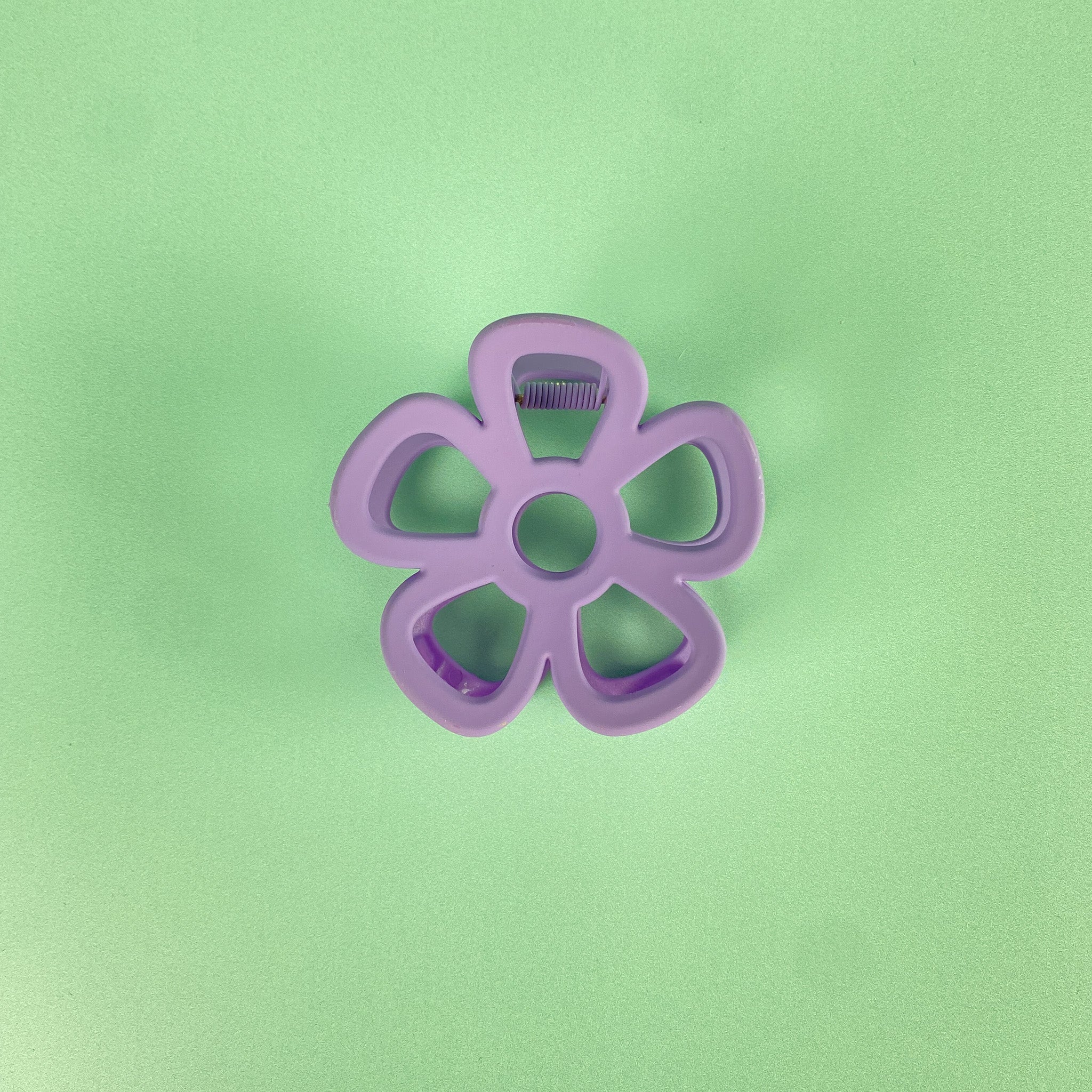 Floral Cut-Out Hair Claw