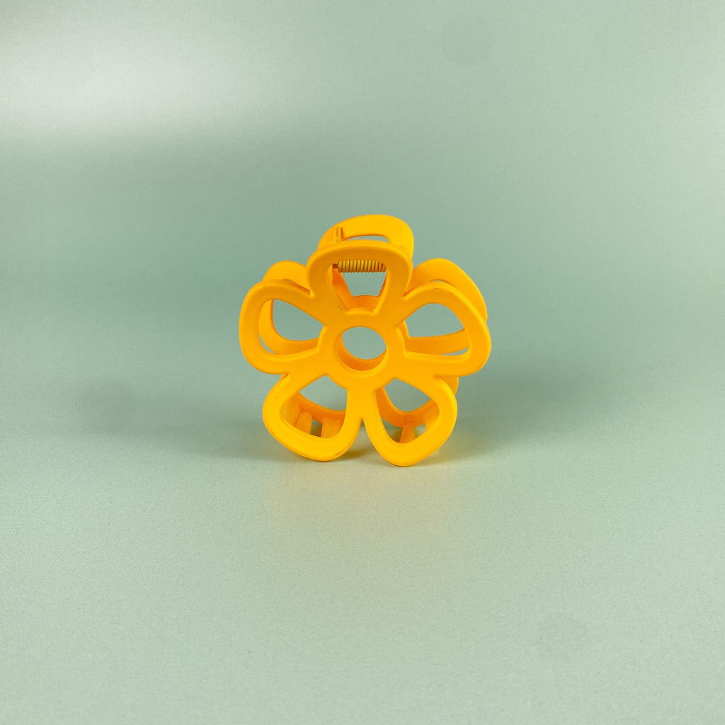 Floral Cut-Out Hair Claw