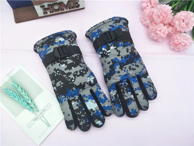Kids Winter Gloves for Boys Girls 8-12 Years Old Fleece Lined Warm Thick Camouflage Ski Cycling Design Mittens Accessories