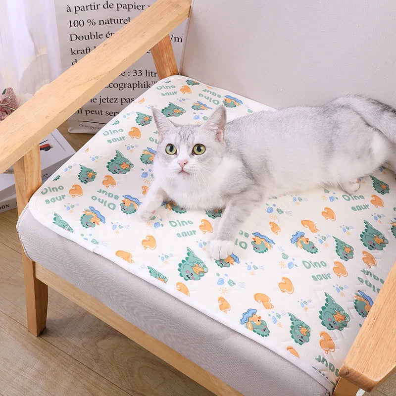 Pet Cooling Mat Ice Silk Latex Dog Cat Cooling Bed Summer Breathable Non-Slip Washable Pet Pad Cold Sleeping Beds Mats Supplies