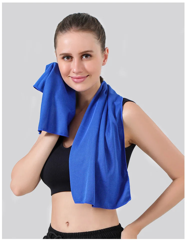 Cooling Towel with Portable Capsule Case Quick Dry Instant Cooling Sports Gym Running Fitness Travel Ice Towel for Men Women