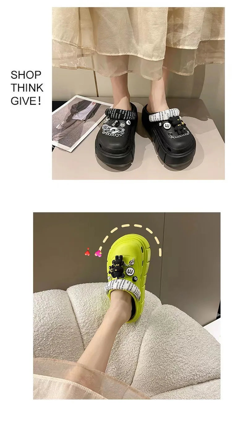 Fashion Charms Clogs New Arrival Thick Sole Outdoor Women Slippers High Quality Summer Beach Sandals For Girls