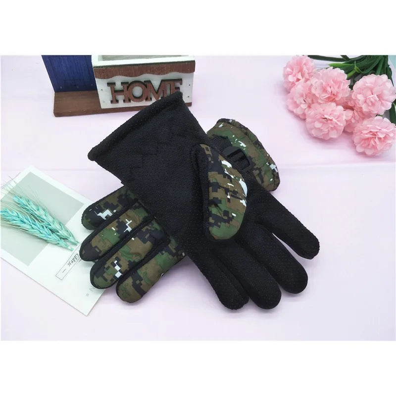 Kids Winter Gloves for Boys Girls 8-12 Years Old Fleece Lined Warm Thick Camouflage Ski Cycling Design Mittens Accessories