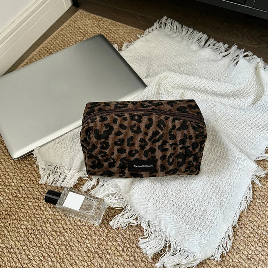 Unique Leopard Print Makeup Bag • Large-Capacity Cosmetic Organizer • Lipstick Storage Pouch