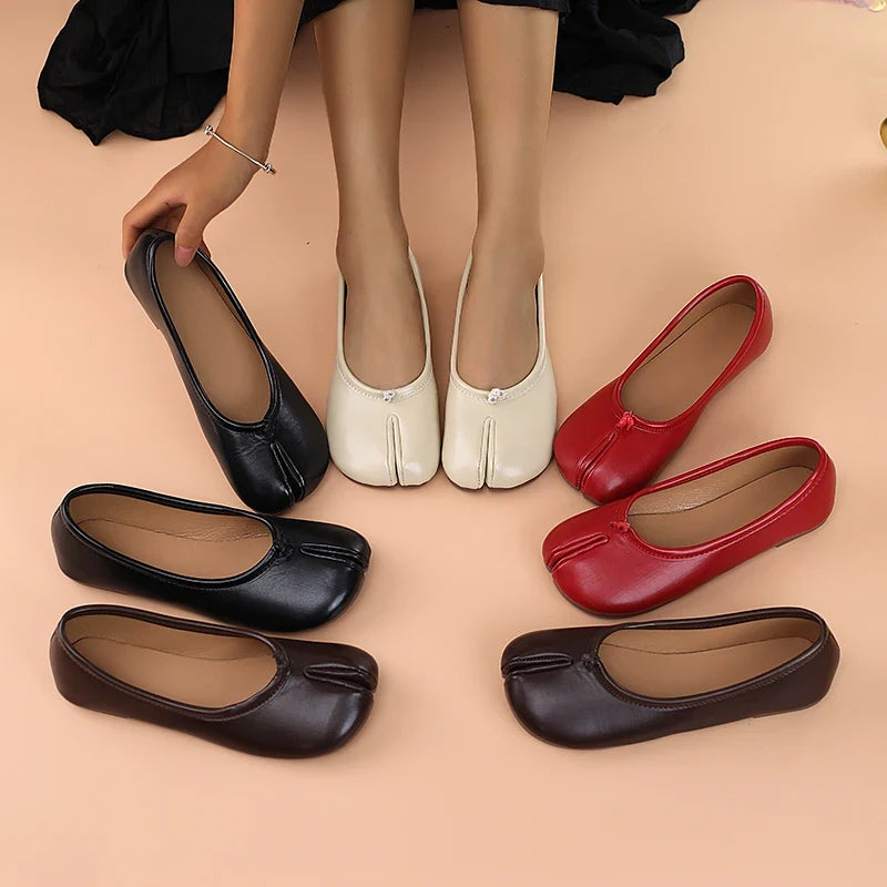 2025 Women's Leather Toe Separator Loafers Flat Comfortable Slip-On Breathable Casual Shoes