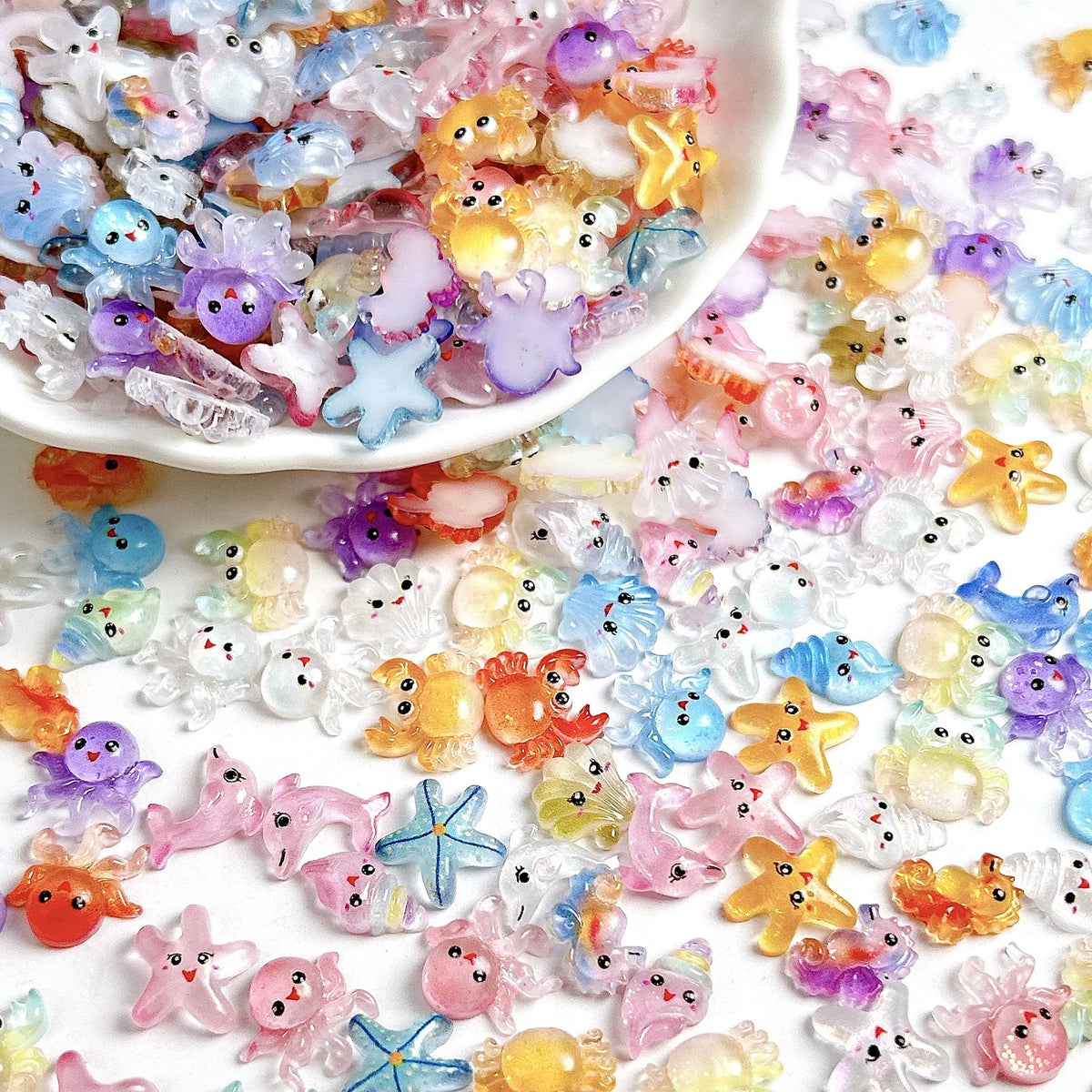 30PCS Multiple Style Cute Octopus Conch Resin Nail Art Decorations Cartoon Luminous Big Eye Seastar Dolphin Nail Charms DIY Nail