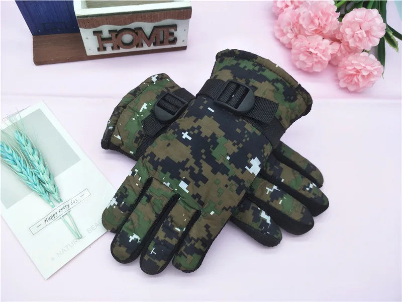 Kids Winter Gloves for Boys Girls 8-12 Years Old Fleece Lined Warm Thick Camouflage Ski Cycling Design Mittens Accessories