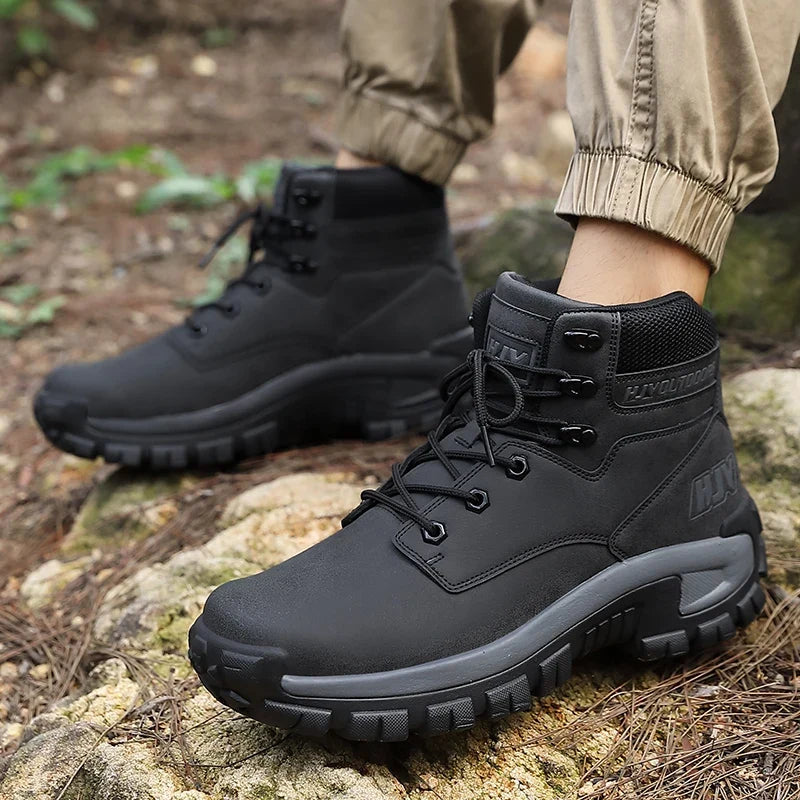 New Men's Boots Fashion Outdoor Boots Breathable Hiking Boots Autumn Shoes Sneakers Lightweight Non-slip Men Desert Ankle Boots