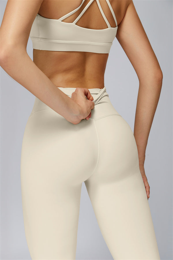 The Elle Form Sports Bra Leggings 2-Piece Set