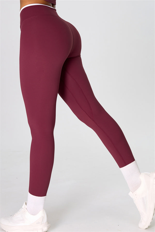 The Dwell Sports Bra Leggings 2-Piece Set