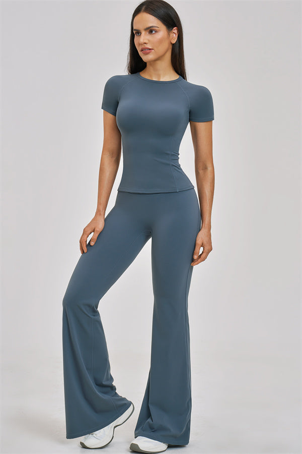 The Zenith T-shirt Flared Leggings 2-Piece Set