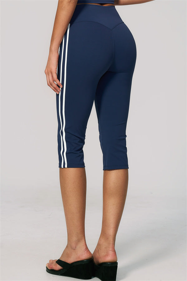 The Onyx Tank Top Capri Leggings 2-Piece Set