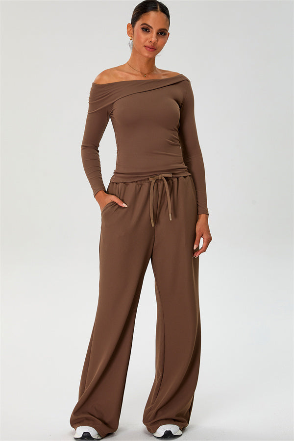 The Rush Off-shoulder T-shirt Sweatpants 2-Piece Set