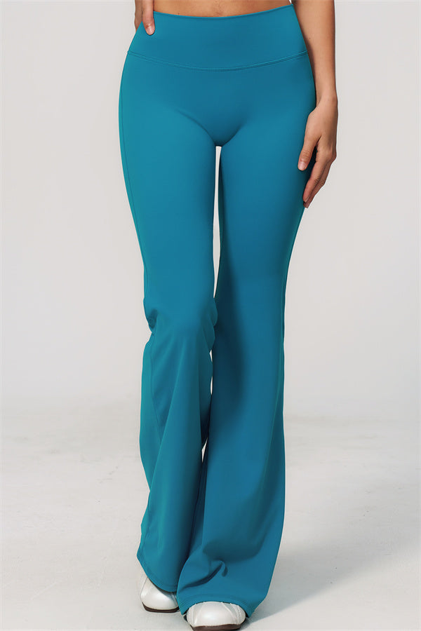 The Zura Sports Bra Flared Leggings 2-Piece Set