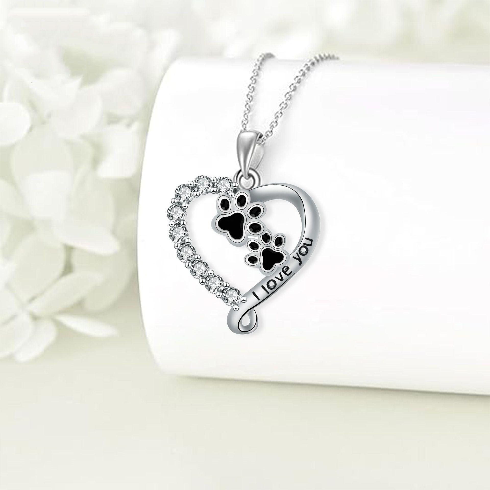 Heart-shaped Pendant Cute Dog's Paw Necklace For Women