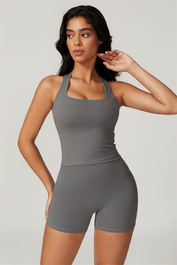 The Dynamic Crop Top Shorts 2-Piece Set