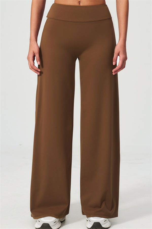 The Breathe Sports Bra Straight Leg Pants 2-Piece Set