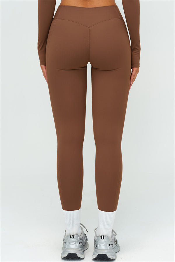 The Lushness V-Back Sports Bra Leggings 2-Piece Set