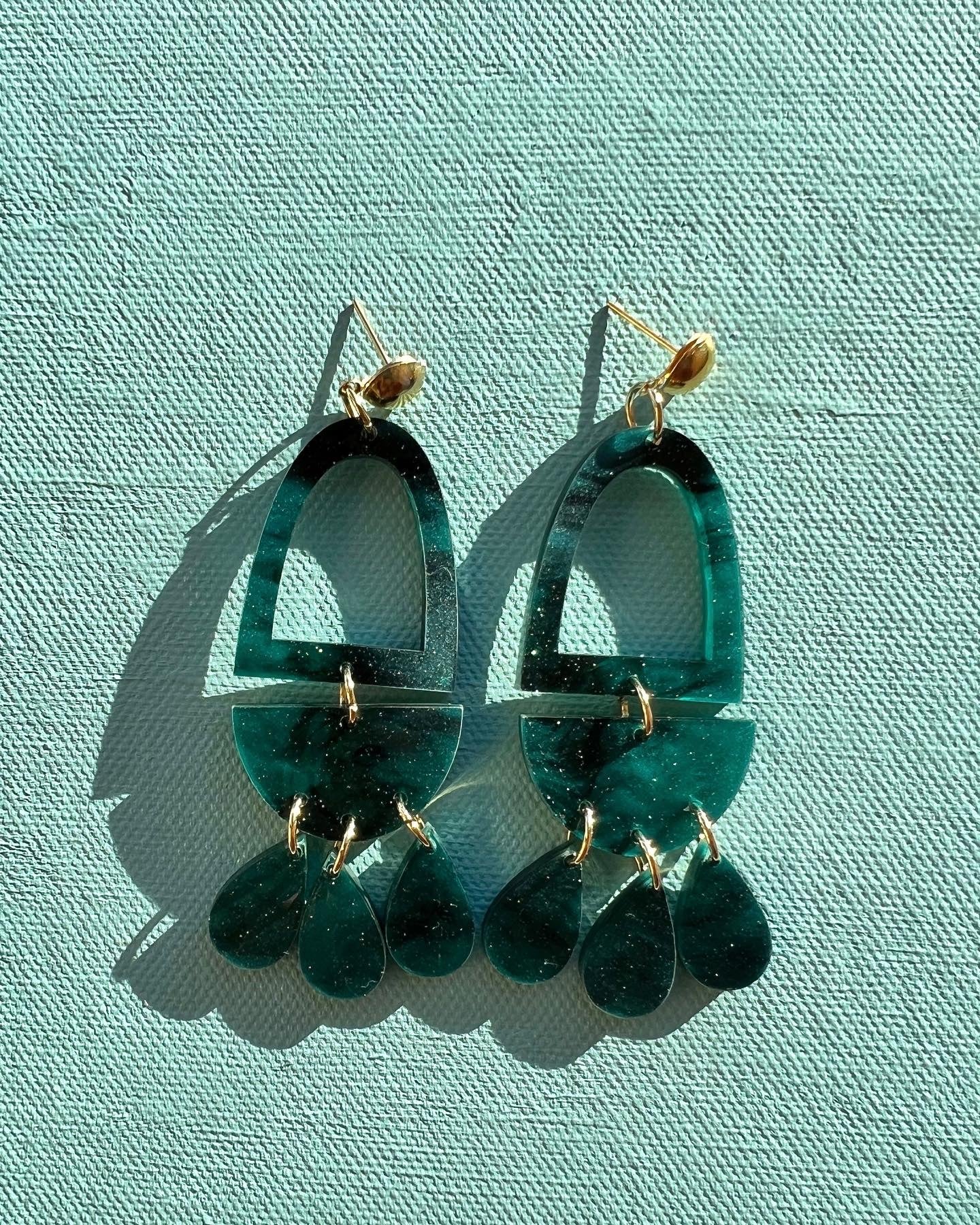 Cheerful Dangle Statement Earrings