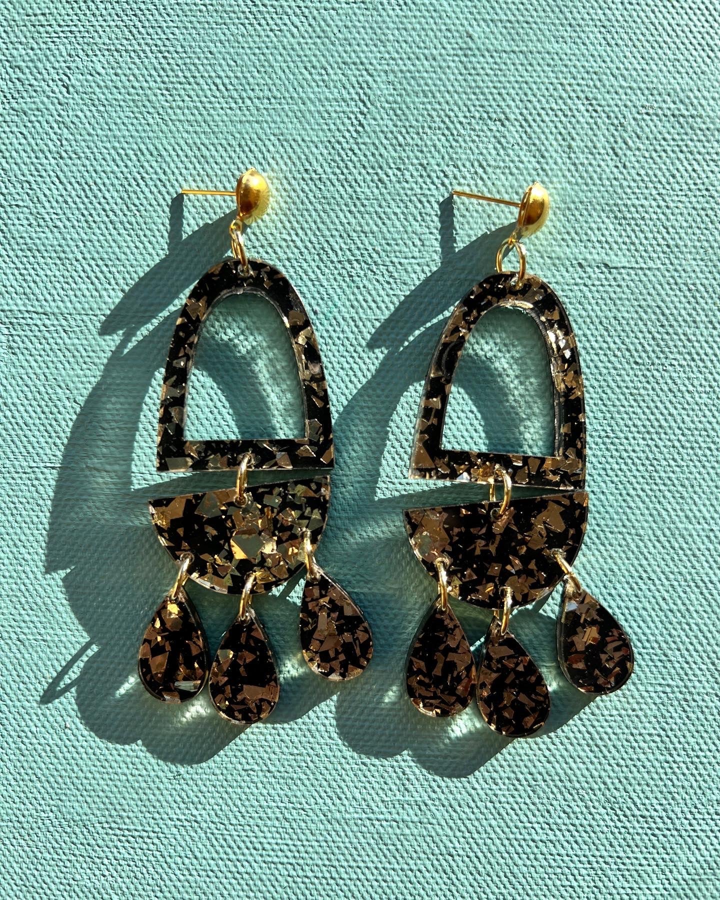 Cheerful Dangle Statement Earrings