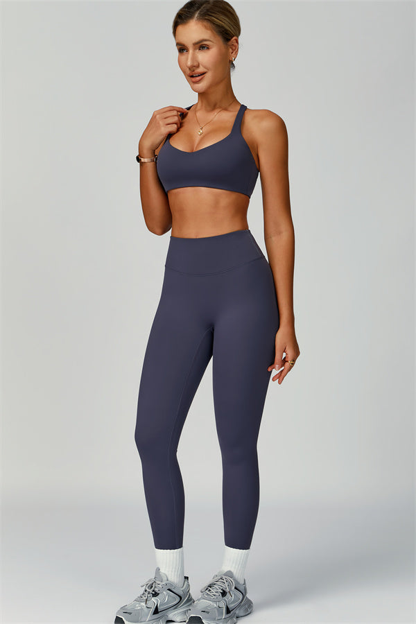 The Thrive Sports Bra Leggings 2-Piece Set