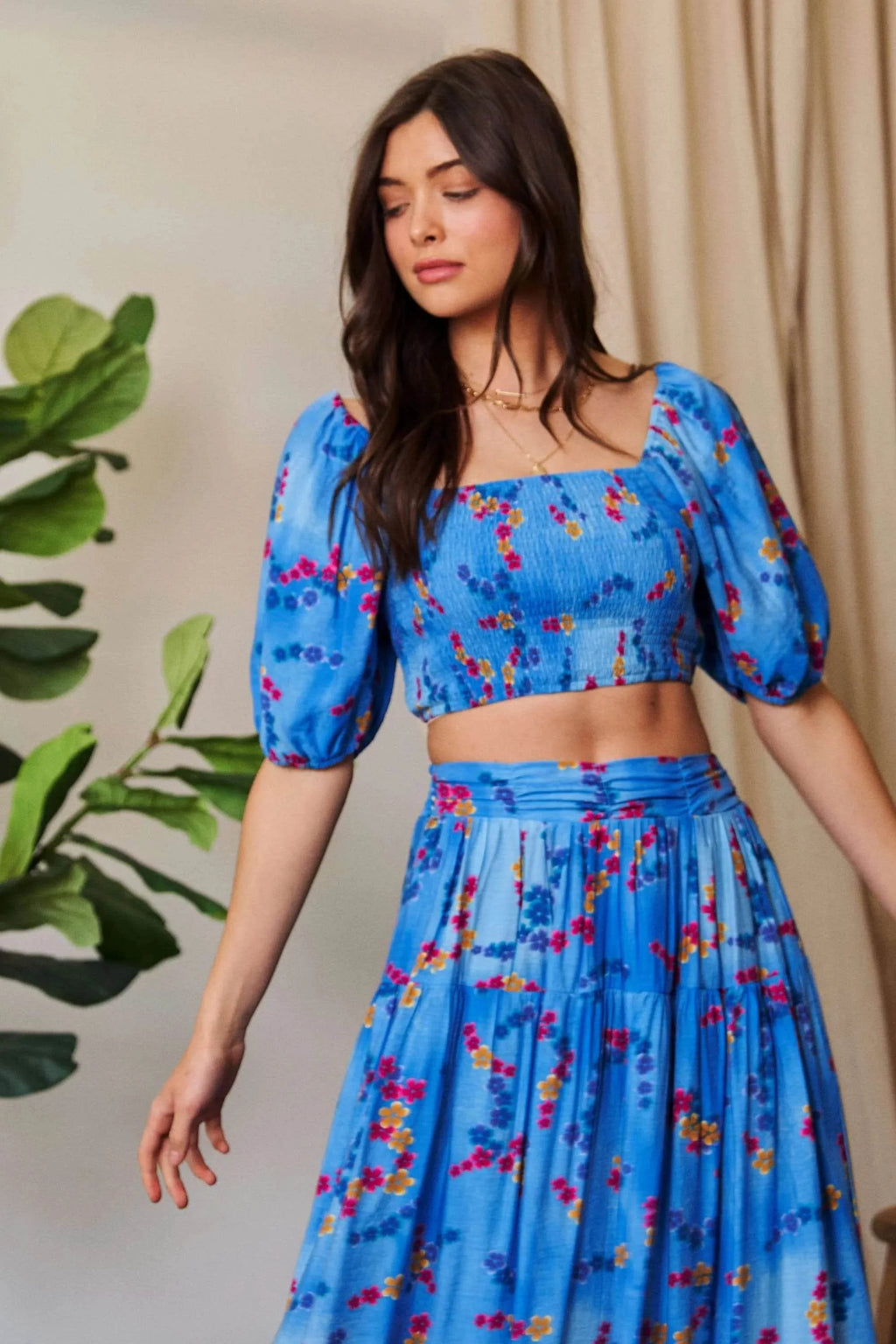 Davi & Dani Smocing Bodice Puff Short Sleeve Printed Crop Top