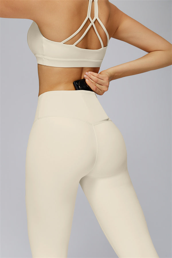 The Elle Form Sports Bra Leggings 2-Piece Set