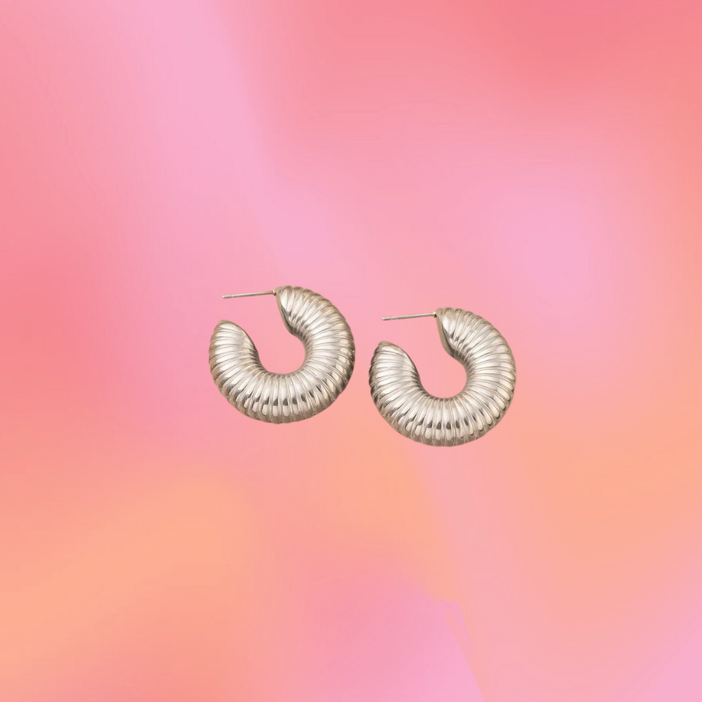 Chunky Ribbed Titanium Hoop
